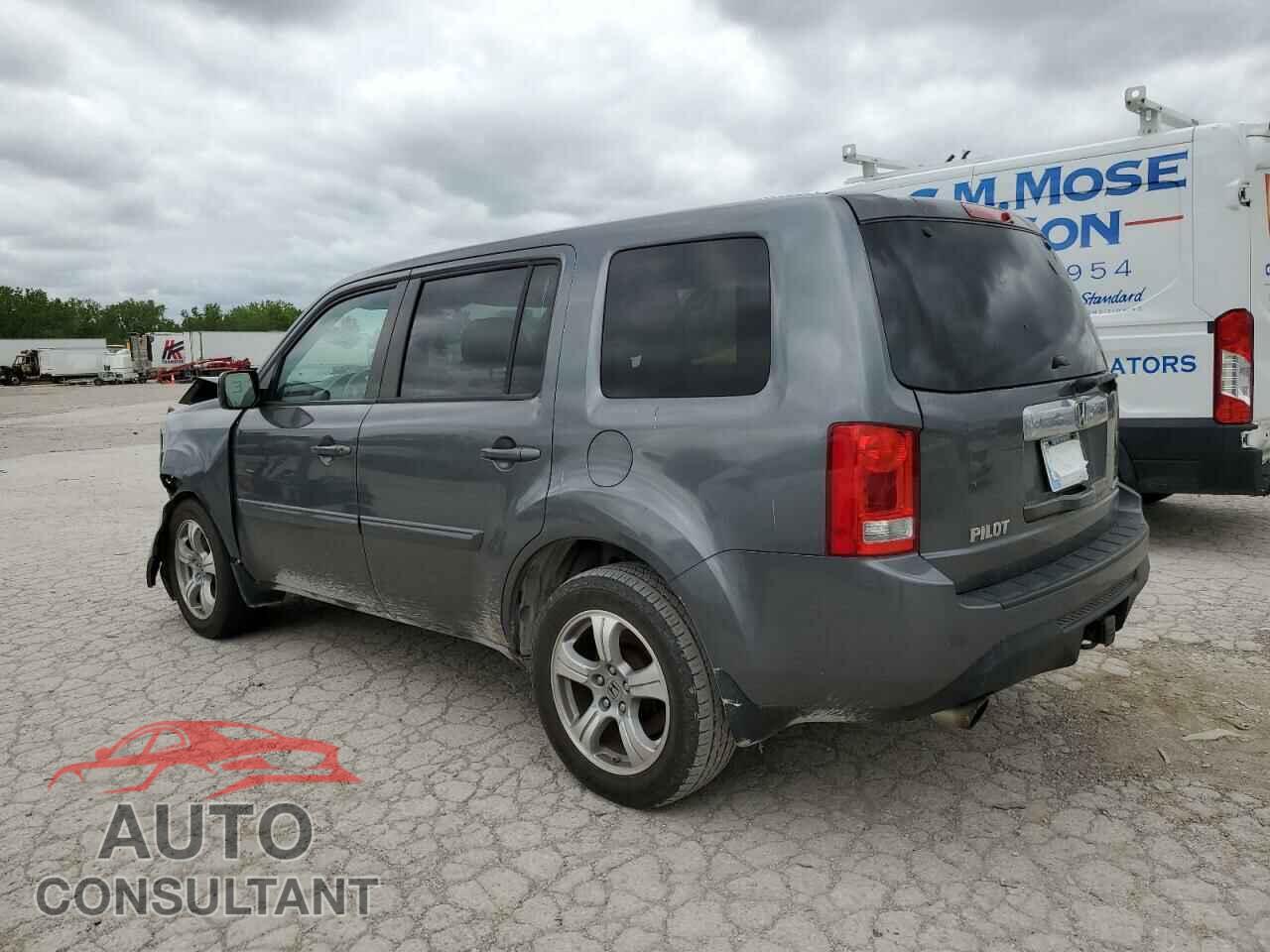 HONDA PILOT 2013 - 5FNYF4H48DB046487