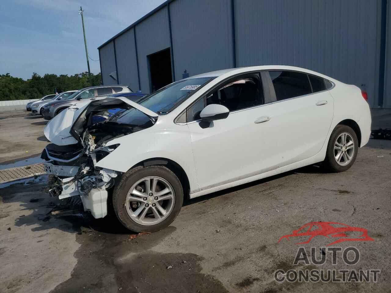 CHEVROLET CRUZE 2017 - 1G1BE5SM4H7144900