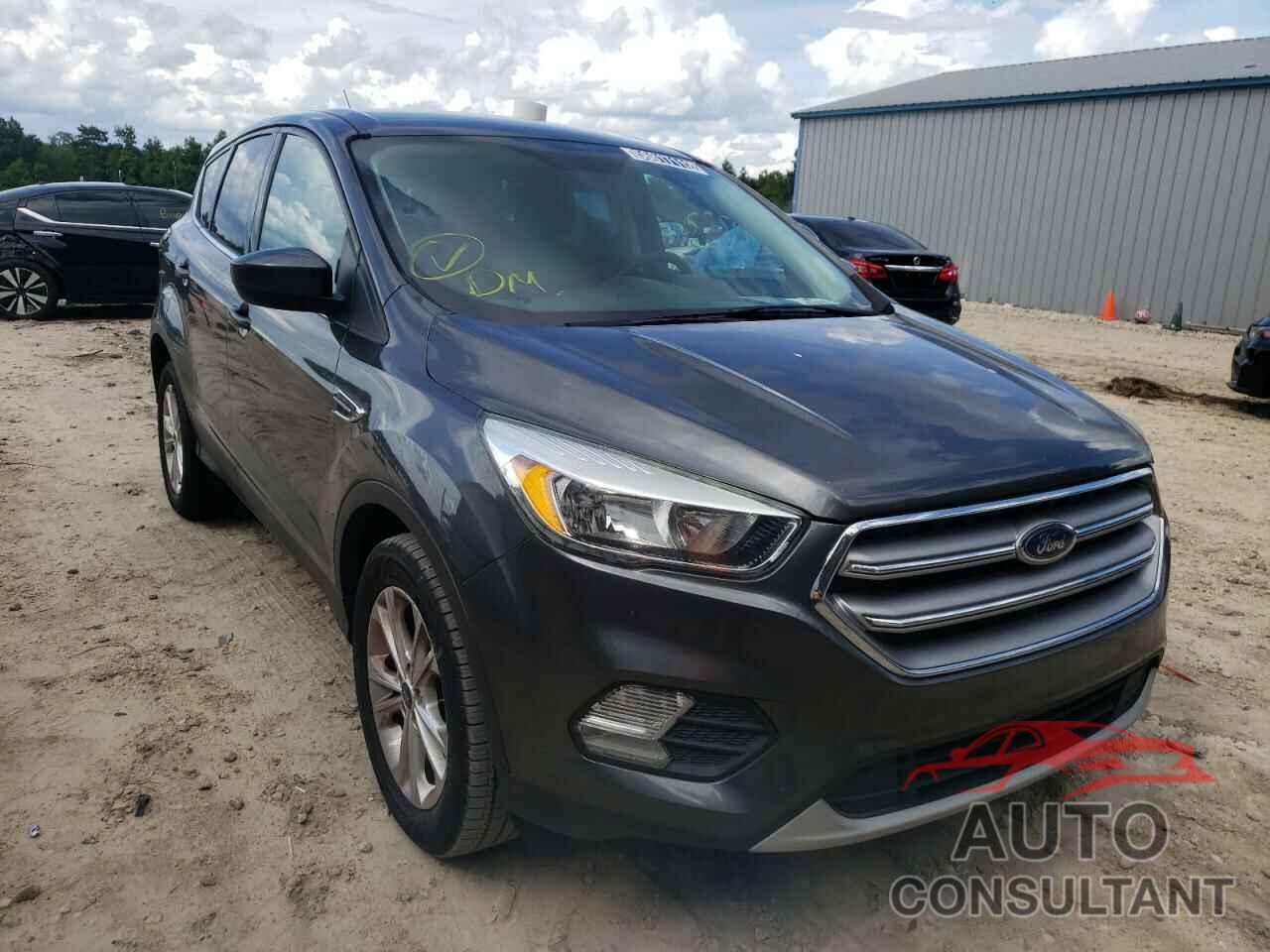 FORD ESCAPE 2017 - 1FMCU0GD8HUE55592