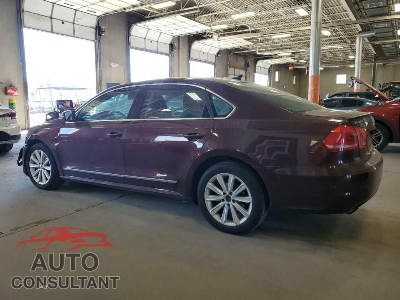 VOLKSWAGEN PASSAT 2013 - 1VWCP7A38DC052343