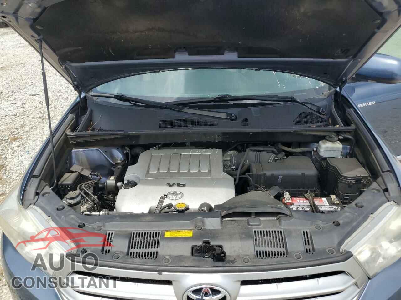 TOYOTA HIGHLANDER 2013 - 5TDYK3EH8DS121312