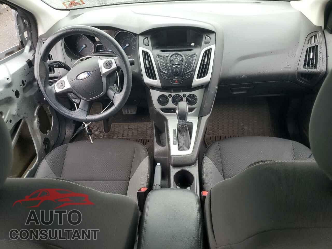 FORD FOCUS 2014 - 1FADP3F21EL435158