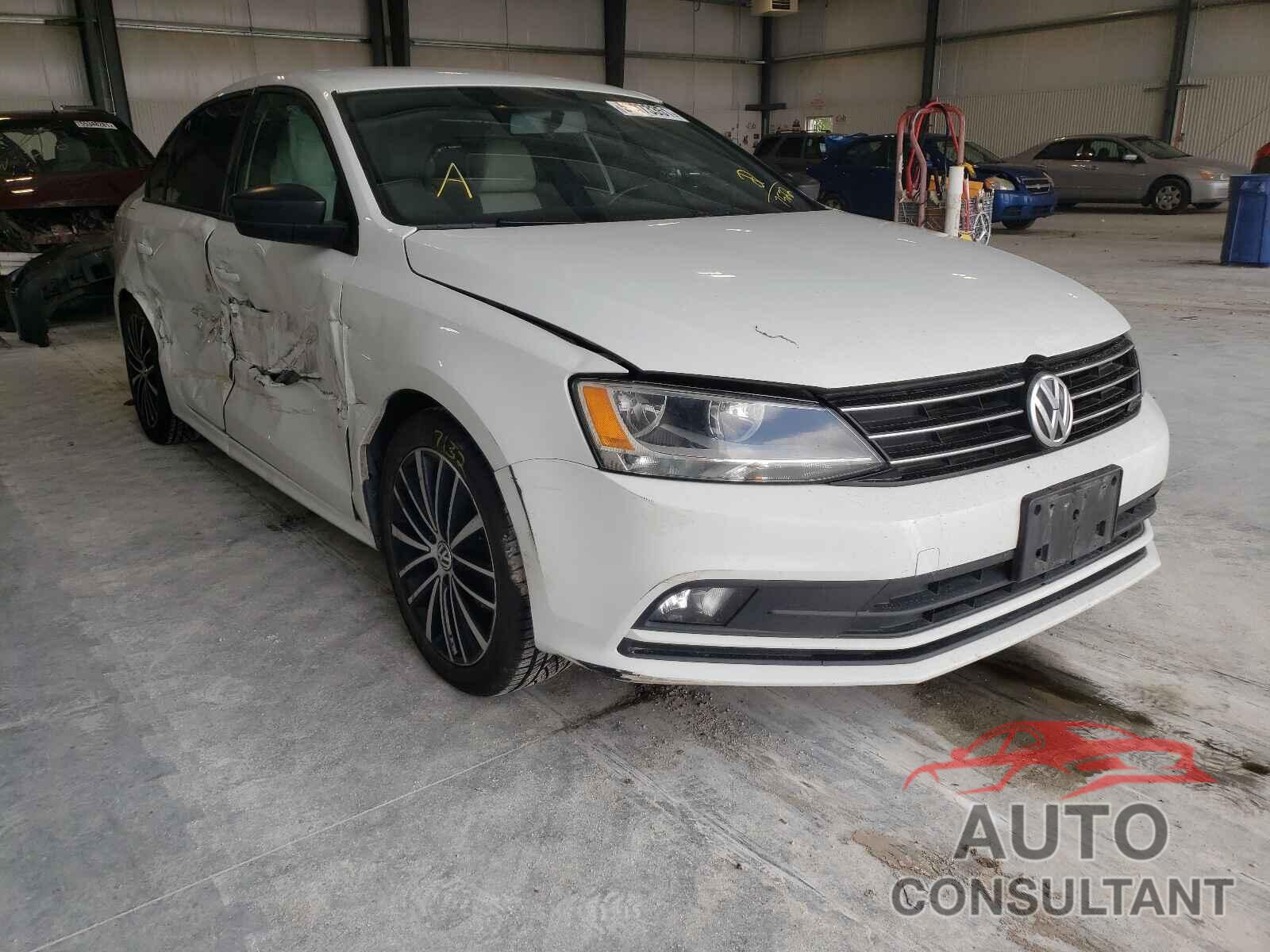 VOLKSWAGEN JETTA 2016 - 3VWD17AJ6GM367522