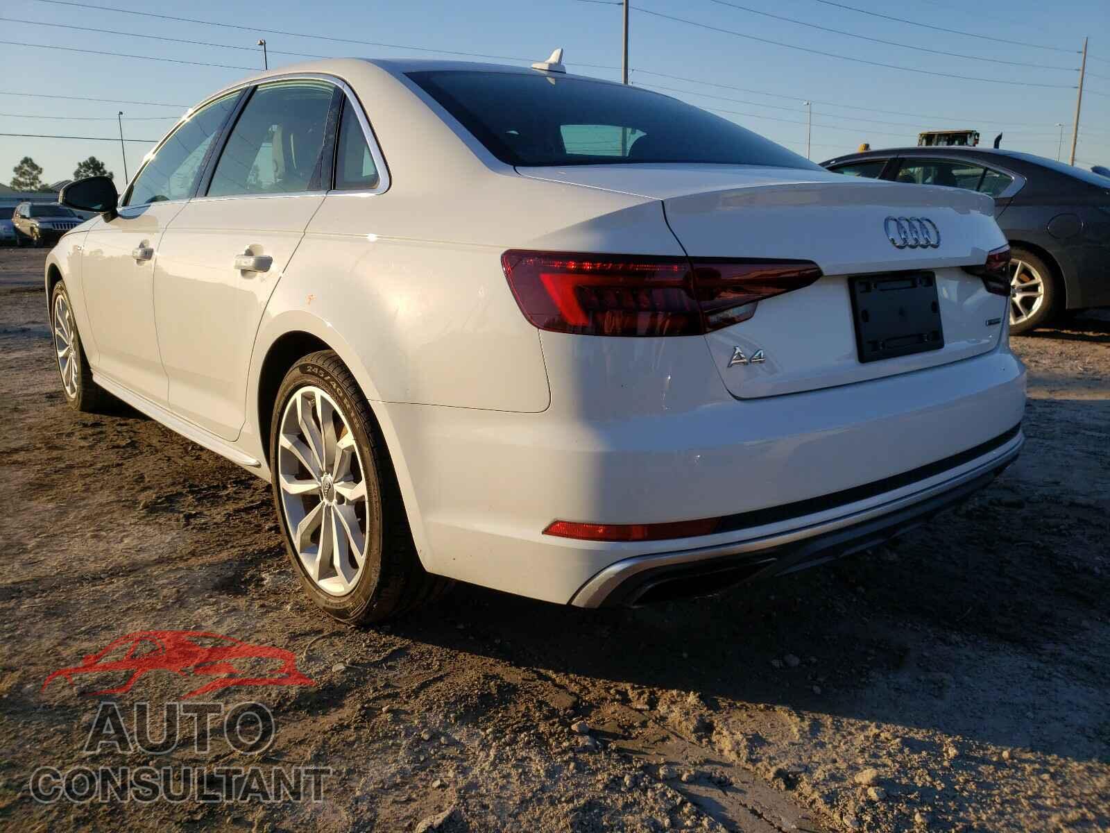 AUDI A4 2019 - WAUDNAF47KN014189