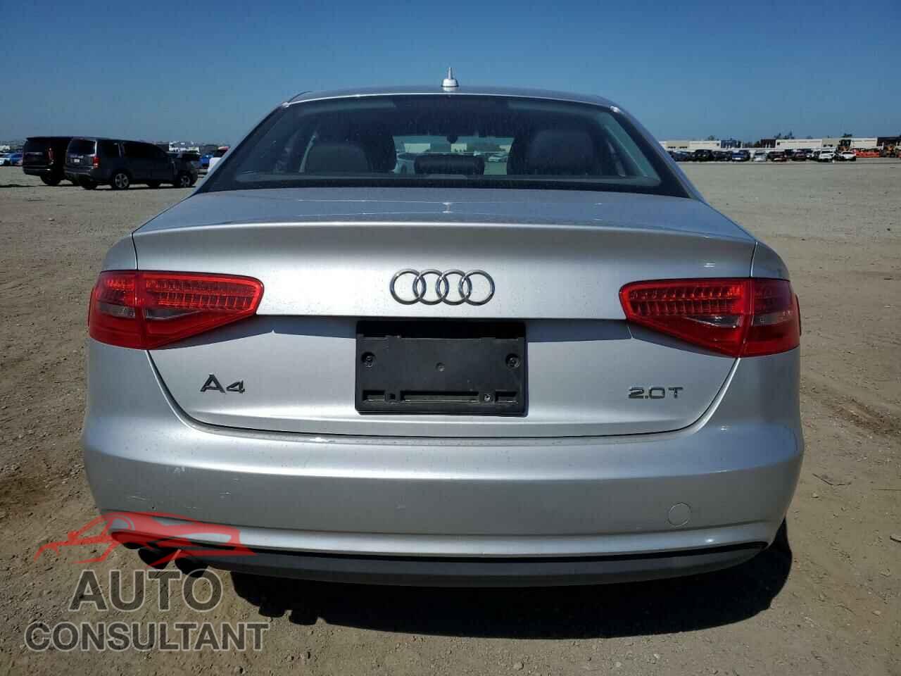 AUDI A4 2013 - WAUAFAFL9DN042697