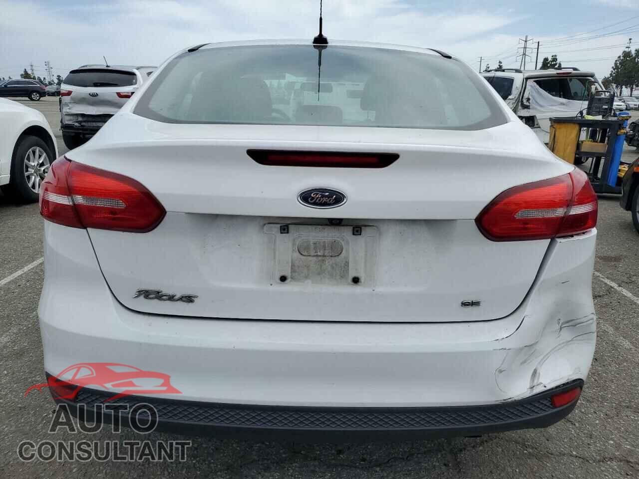 FORD FOCUS 2016 - 1FADP3F20GL290276