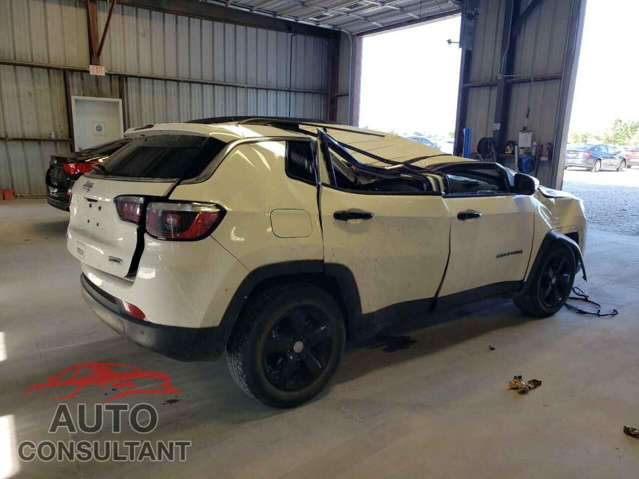JEEP COMPASS 2018 - 3C4NJDBB1JT192509
