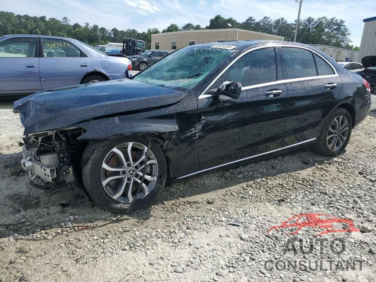 MERCEDES-BENZ C-CLASS 2018 - 55SWF4KB7JU242252