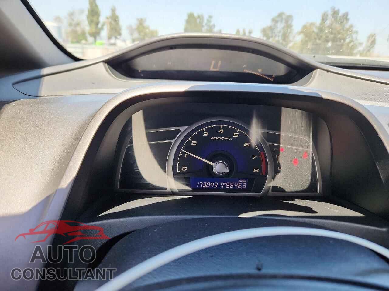 HONDA CIVIC 2010 - 19XFA1F55AE057027