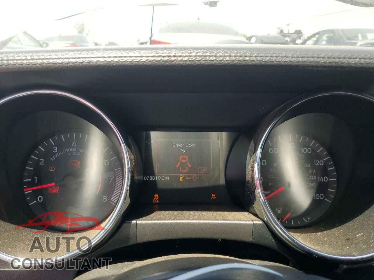FORD MUSTANG 2017 - 1FA6P8CF7H5244933