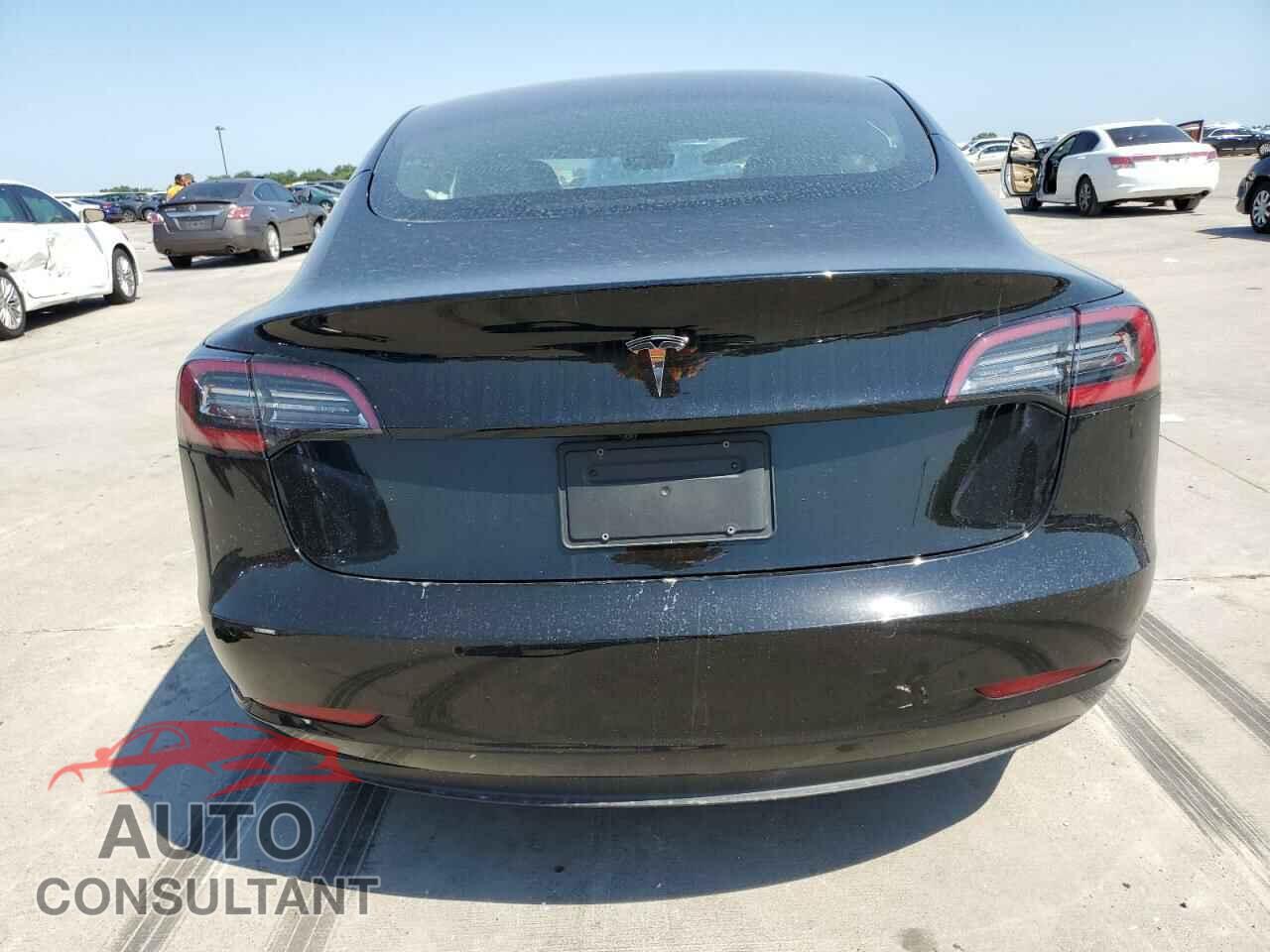 TESLA MODEL 3 2021 - 5YJ3E1EA5MF859291