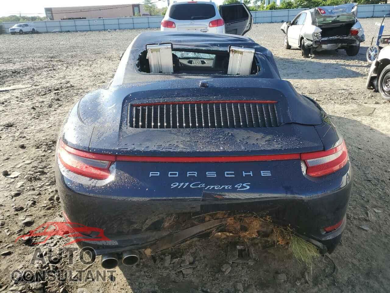 PORSCHE 911 2018 - WP0CB2A98JS147463