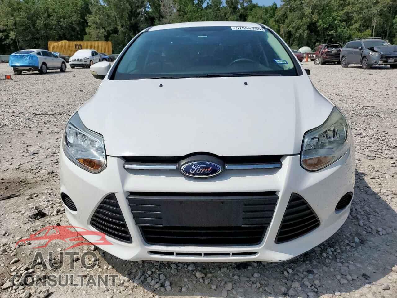 FORD FOCUS 2014 - 1FADP3K29EL229317