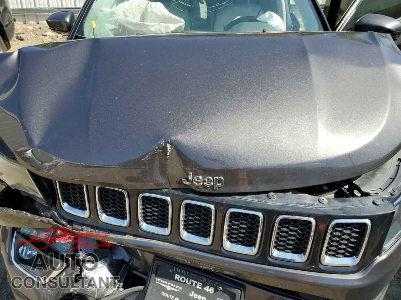 JEEP COMPASS 2018 - 3C4NJDCB5JT434667