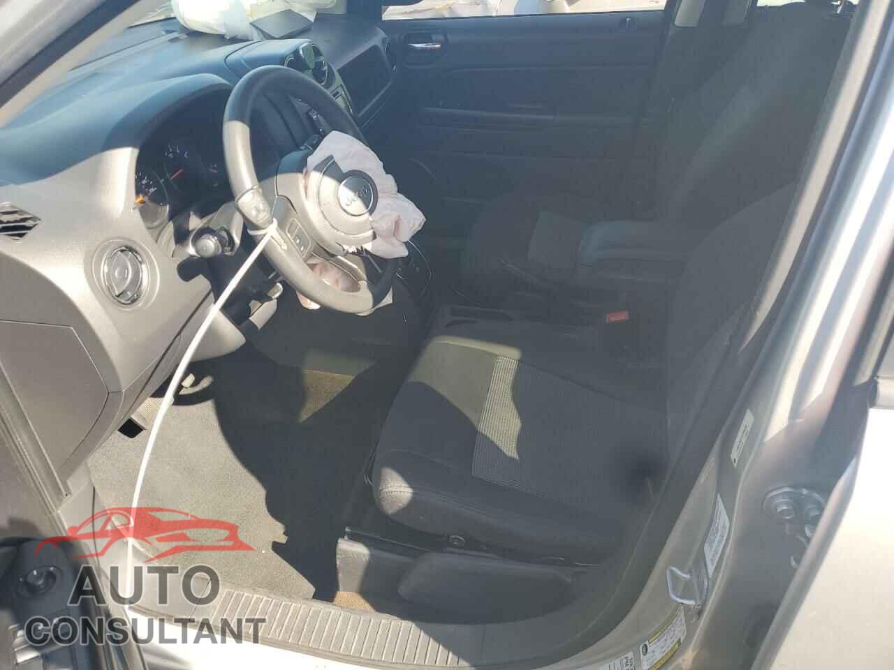 JEEP COMPASS 2013 - 1C4NJCBA5DD265232