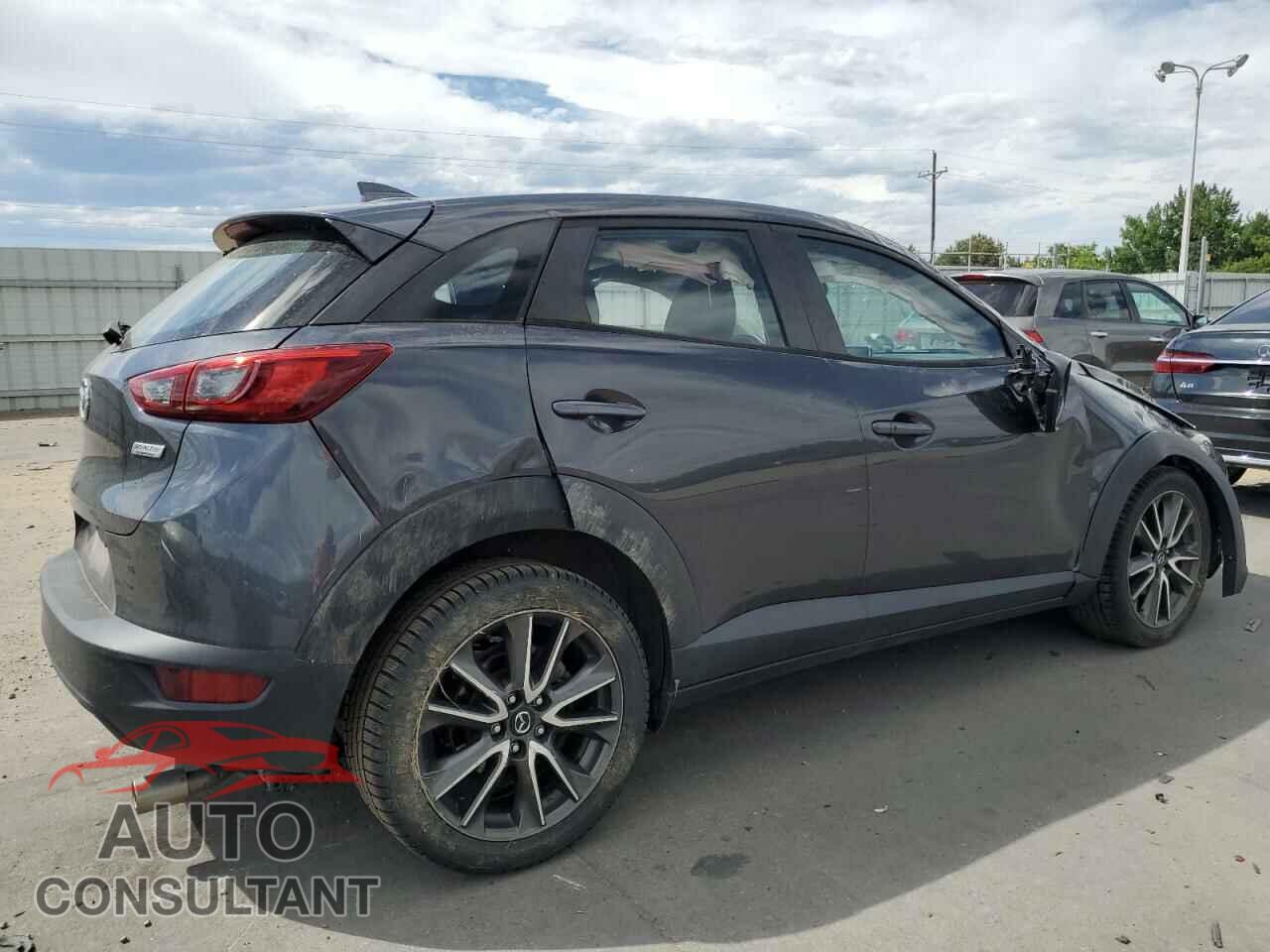 MAZDA CX-3 2017 - JM1DKFC74H0172230