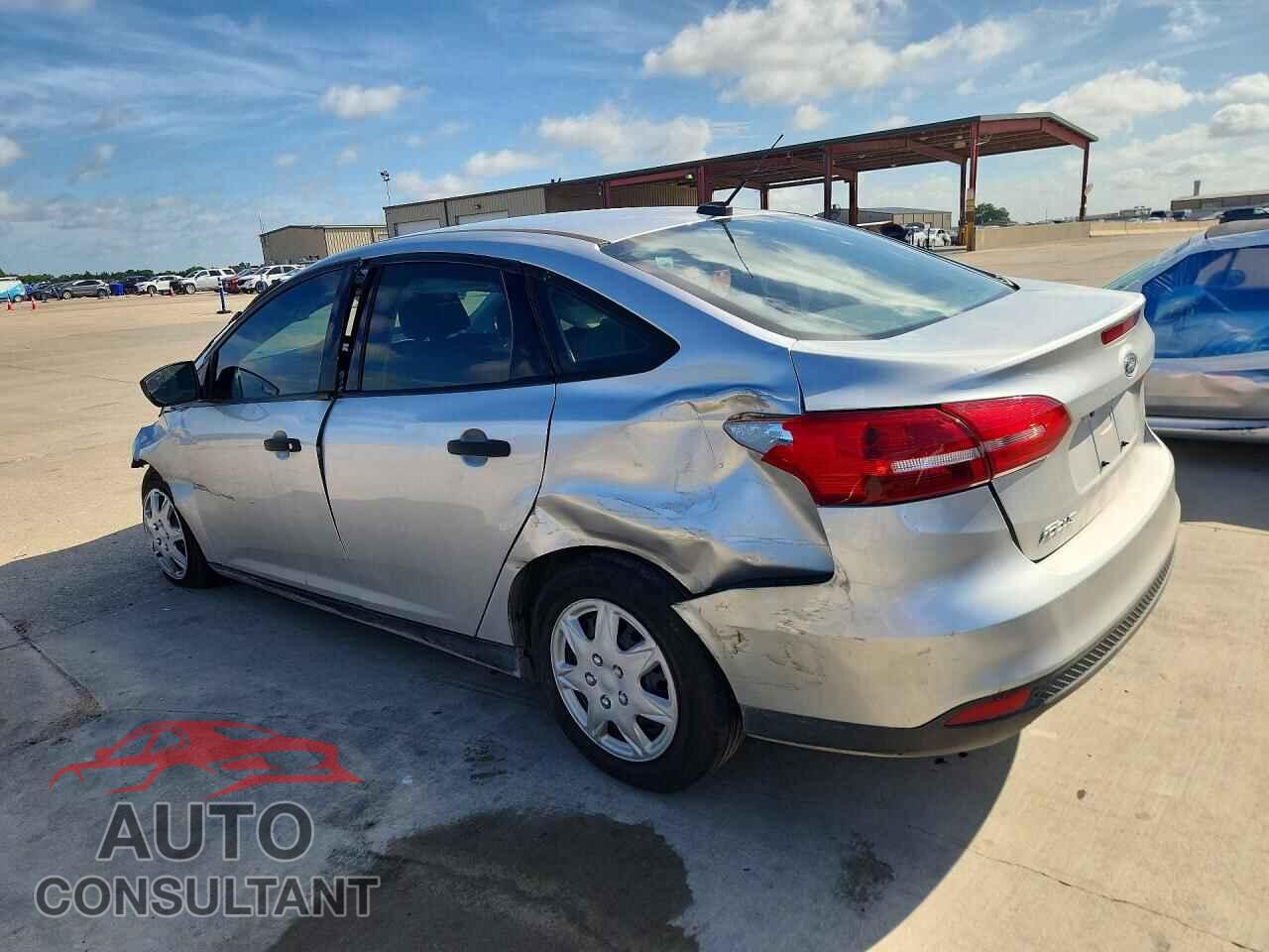 FORD FOCUS 2017 - 1FADP3E23HL204526