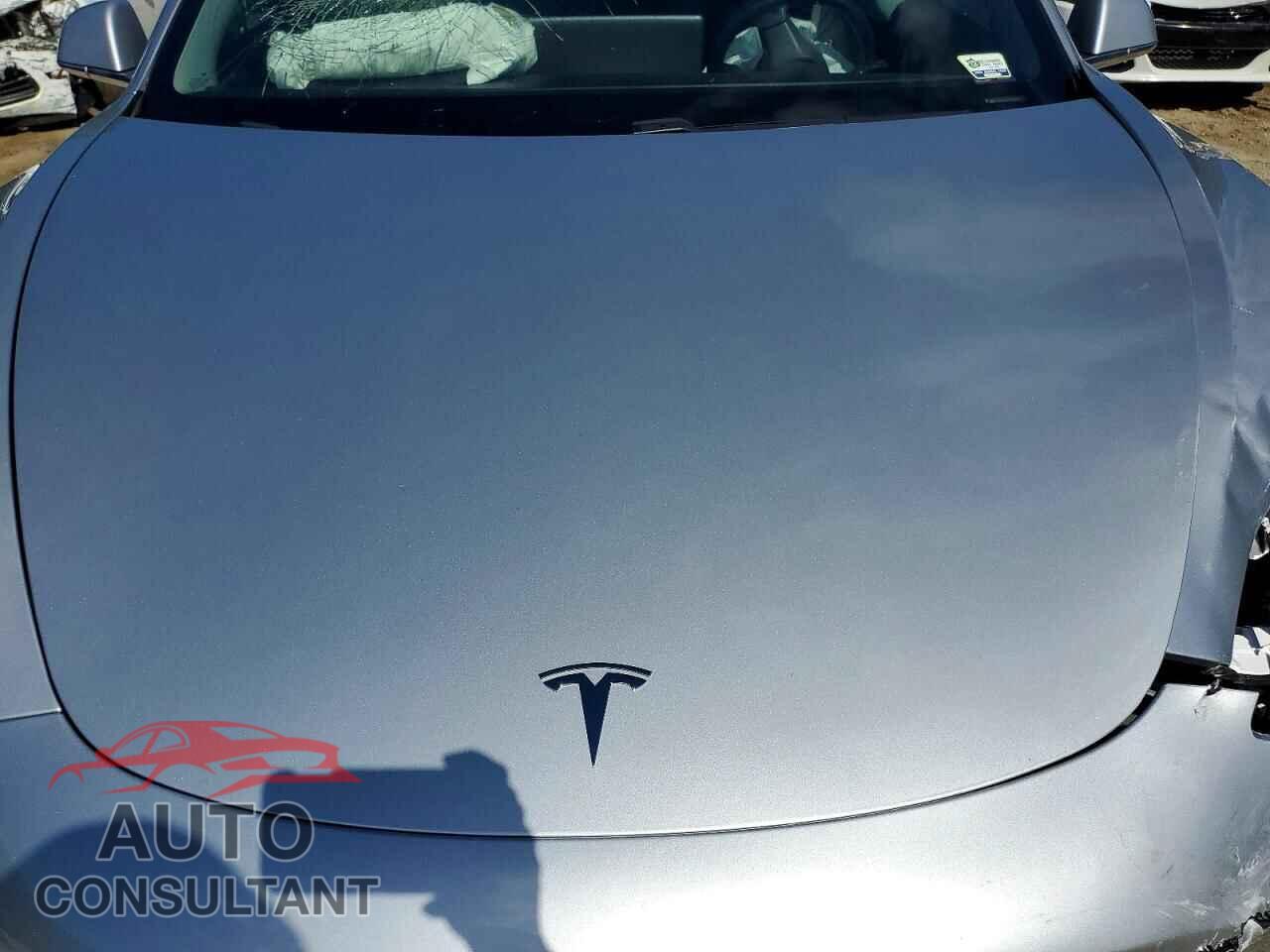 TESLA MODEL 3 2018 - 5YJ3E1EA9JF095361