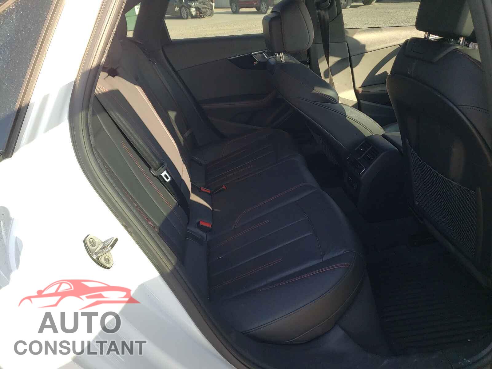 AUDI A4 2019 - WAUENAF40KA063018