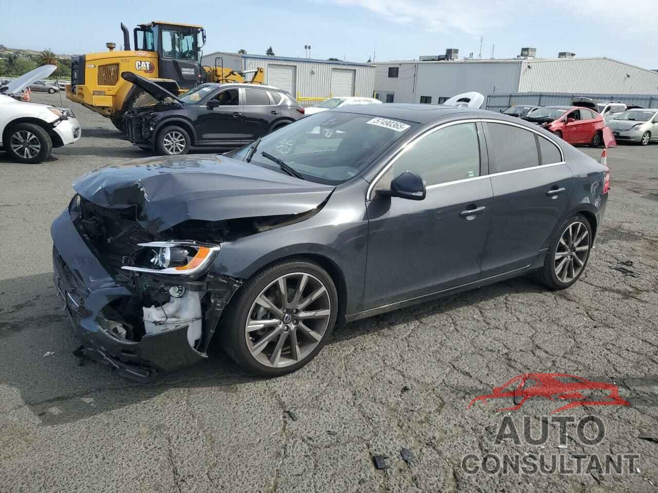 VOLVO S60 2015 - YV140MFM3F2335862