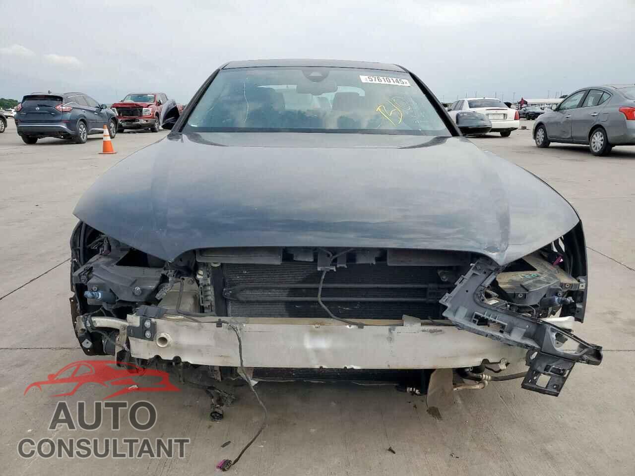 AUDI A8 2011 - WAURVAFD2BN005986