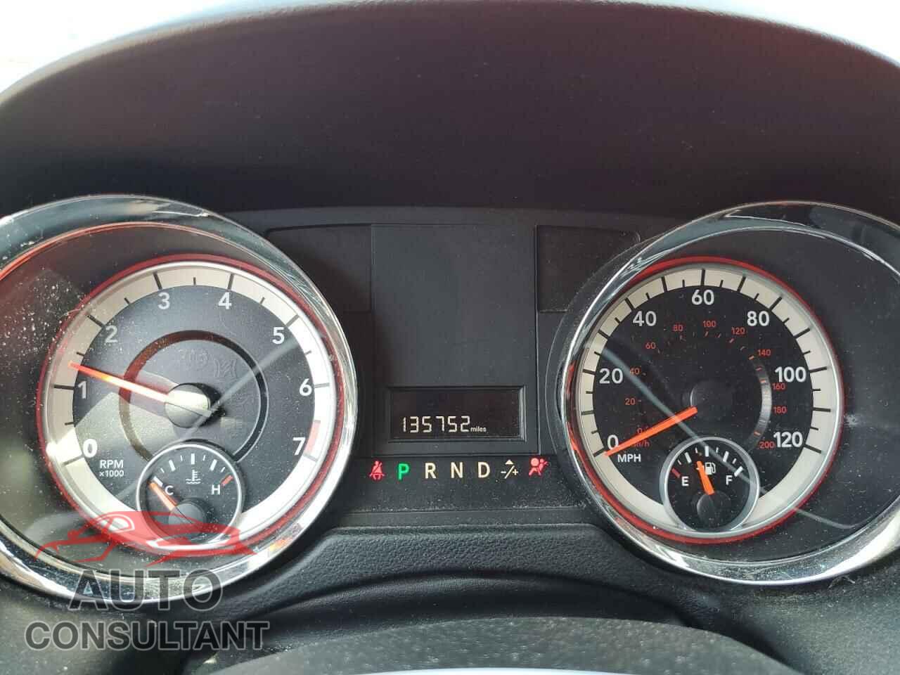 DODGE CARAVAN 2013 - 2C4RDGCG3DR749867