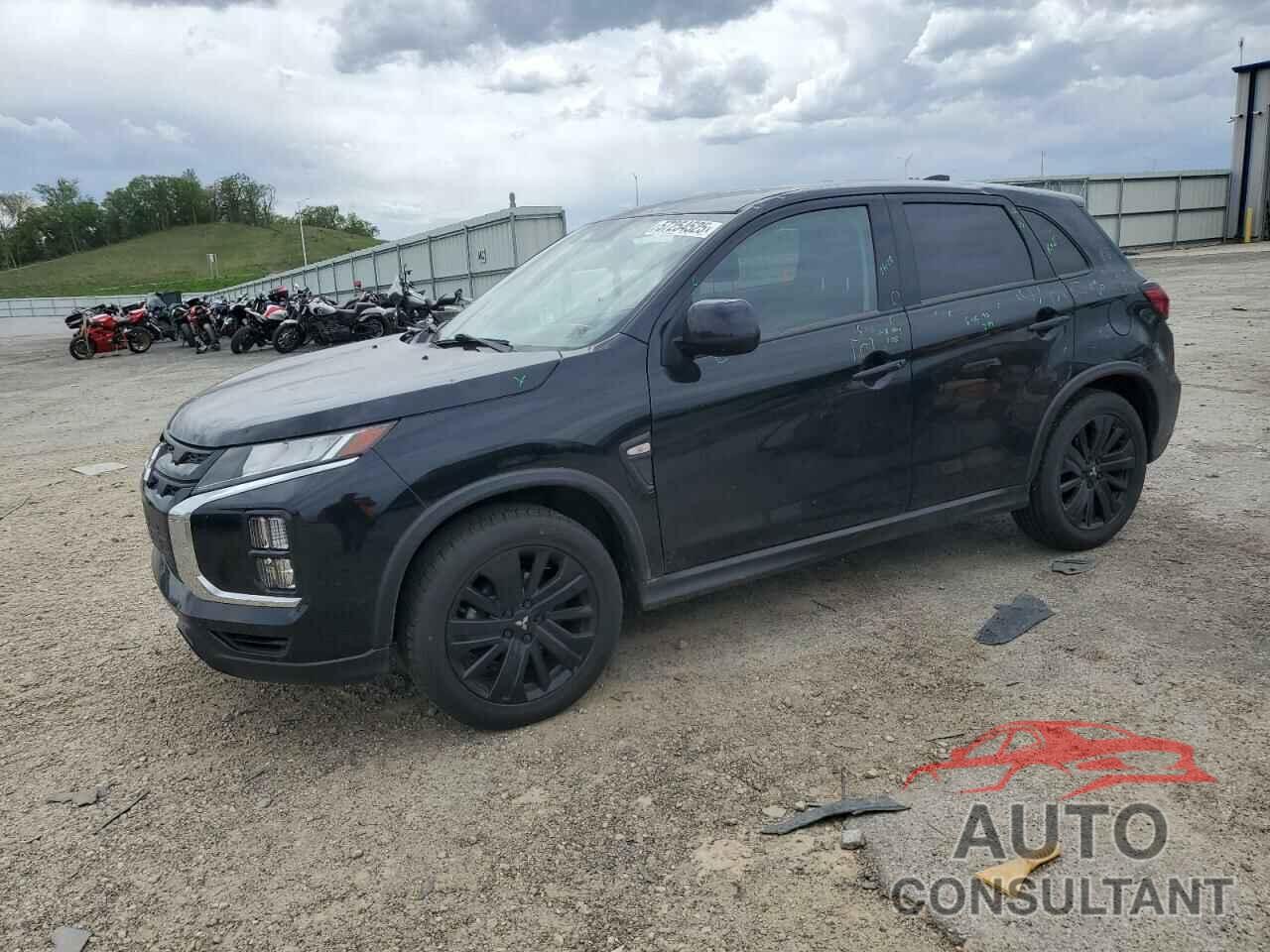 MITSUBISHI OUTLANDER 2023 - JA4ARUAU4PU015567