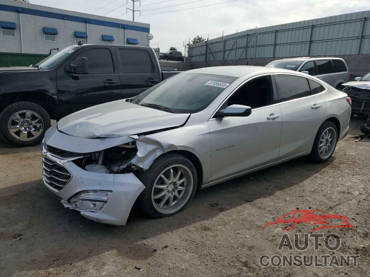 CHEVROLET MALIBU 2020 - 1G1ZD5STXLF006608