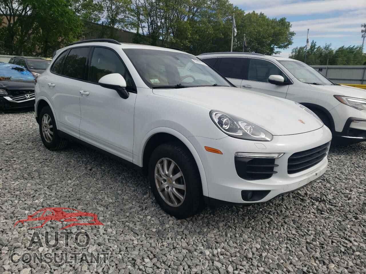 PORSCHE CAYENNE 2017 - WP1AA2A23HKA87999
