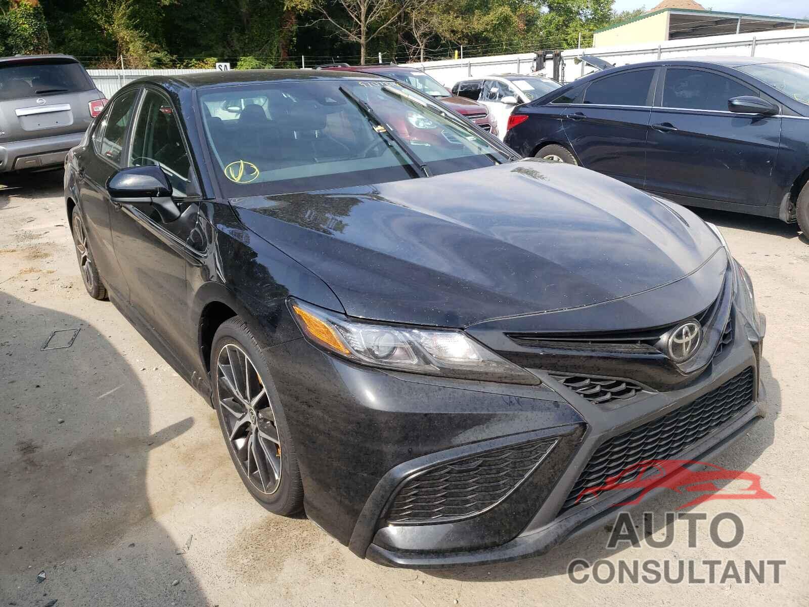 TOYOTA CAMRY 2021 - 4T1G11AK1MU435587