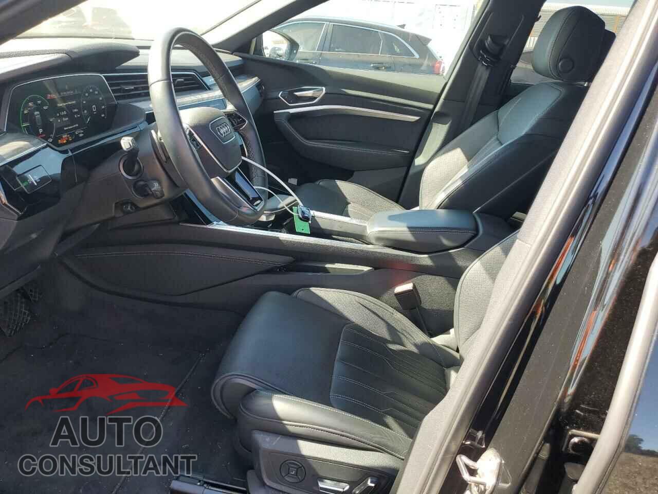 AUDI E-TRON CHR 2023 - WA1VABGE3PB013236