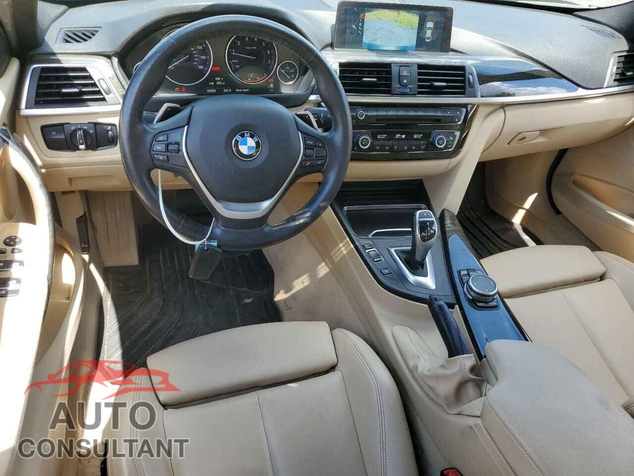 BMW 3 SERIES 2016 - WBA8E3G56GNU00369