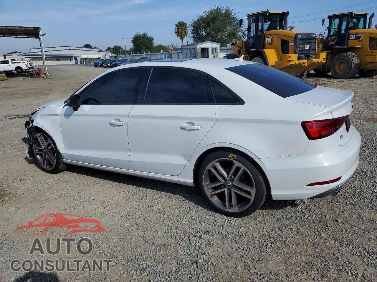 AUDI A3 2017 - WAUB8GFF1H1016815