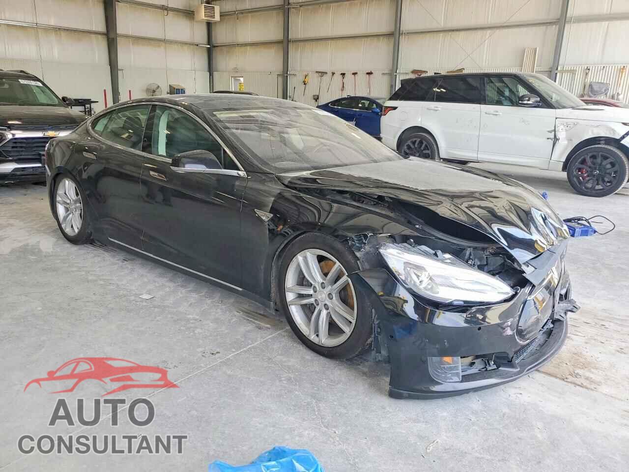 TESLA MODEL S 2015 - 5YJSA1E28FF109287