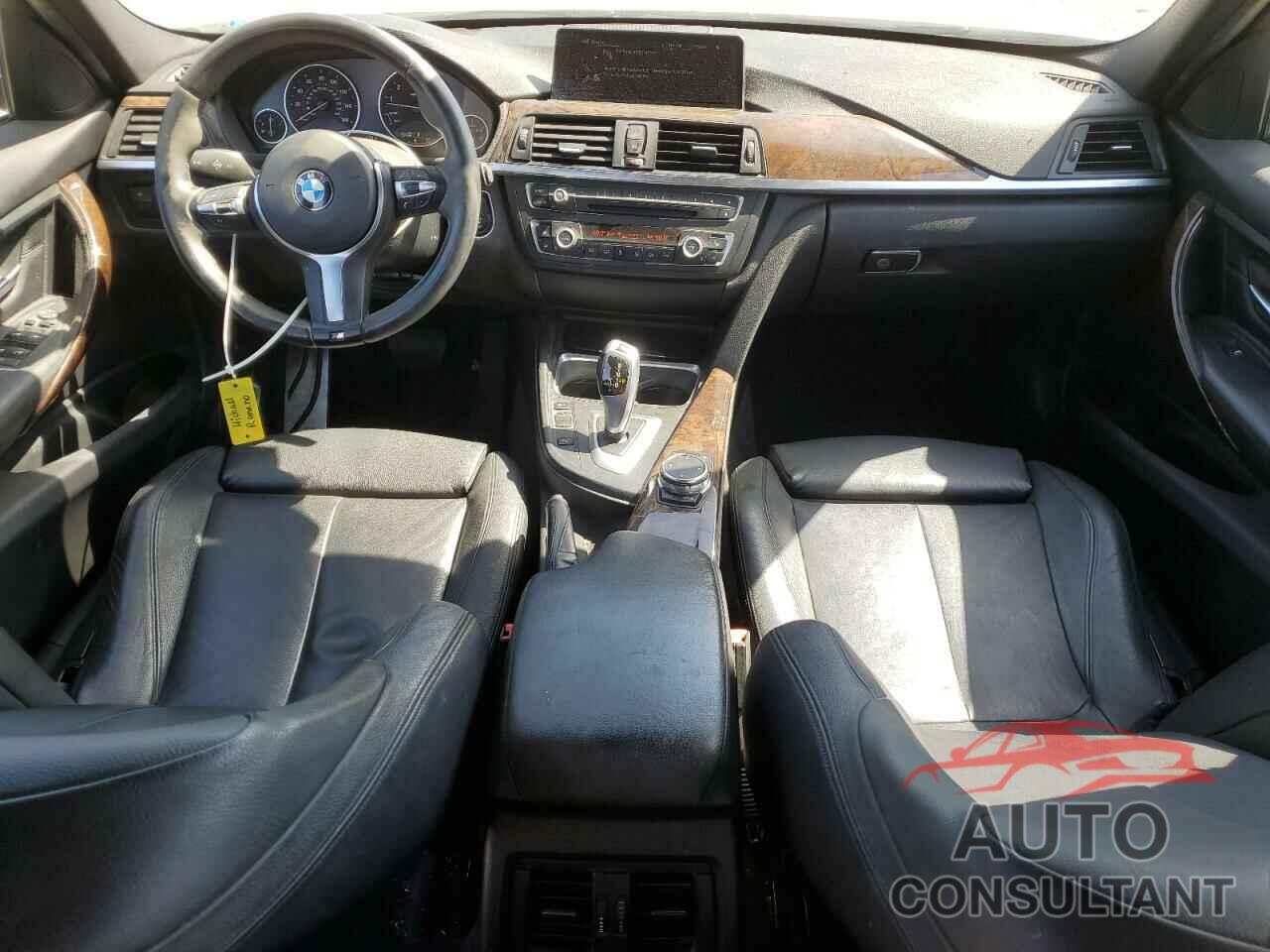 BMW 3 SERIES 2015 - WBA3C1C52FK122967
