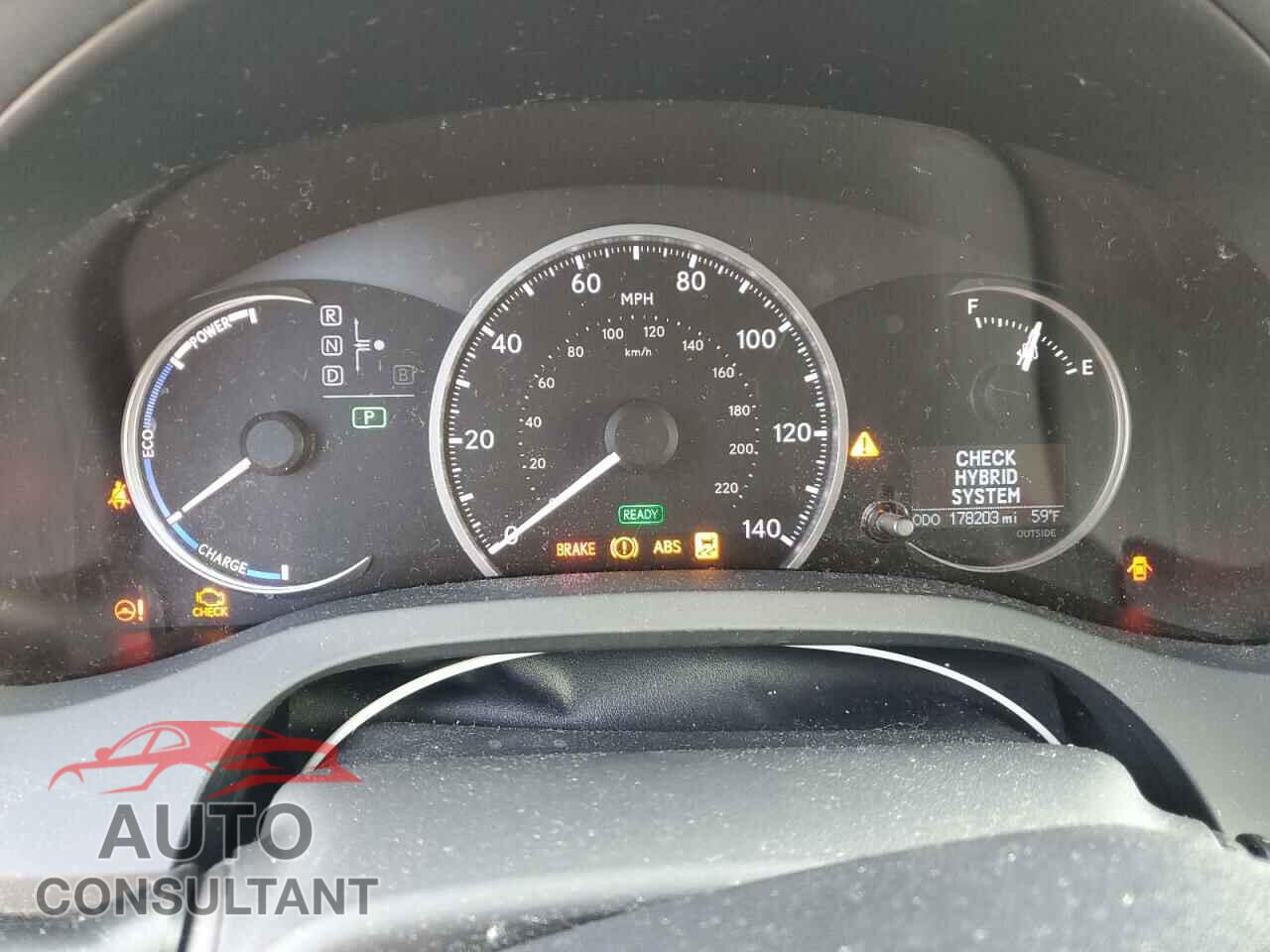 LEXUS CT 200 2011 - JTHKD5BH3B2001971