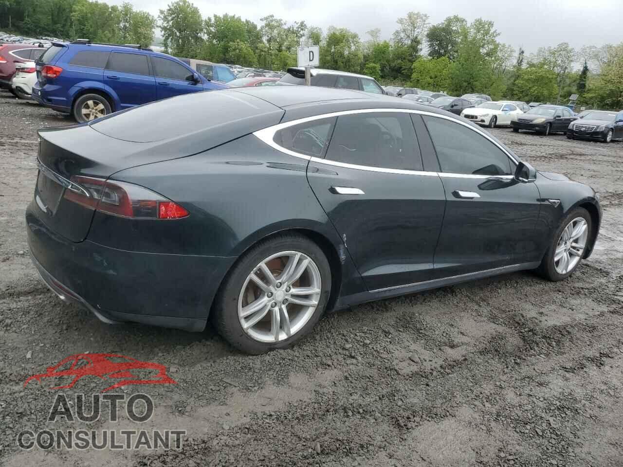 TESLA MODEL S 2013 - 5YJSA1CG2DFP20430