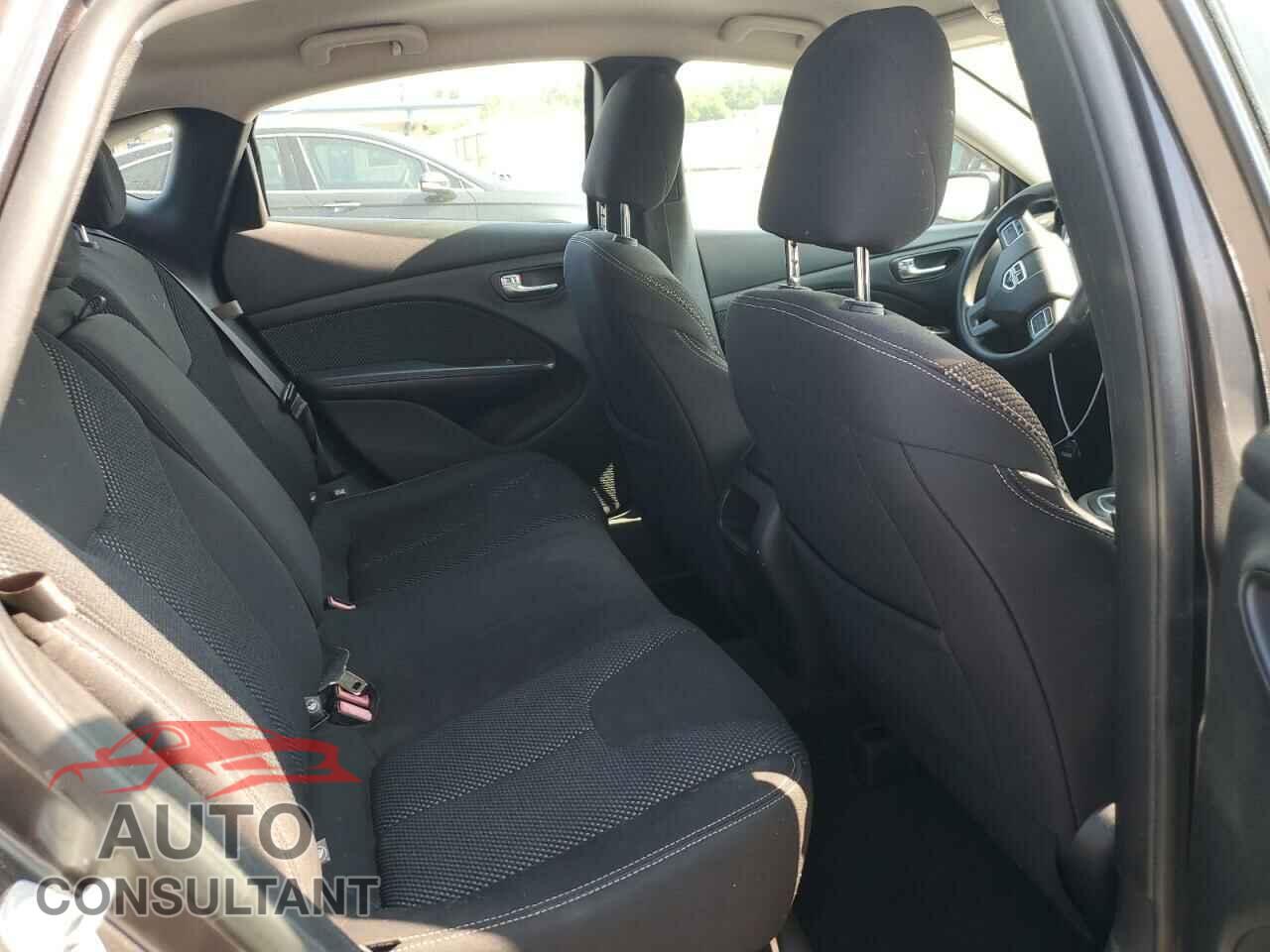 DODGE DART 2015 - 1C3CDFBB8FD251762