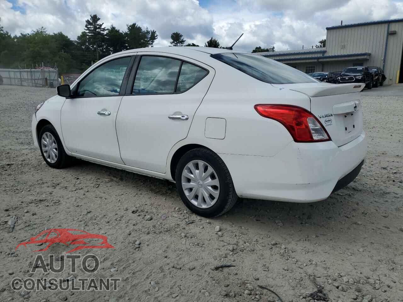 NISSAN VERSA 2017 - 3N1CN7AP6HL861302