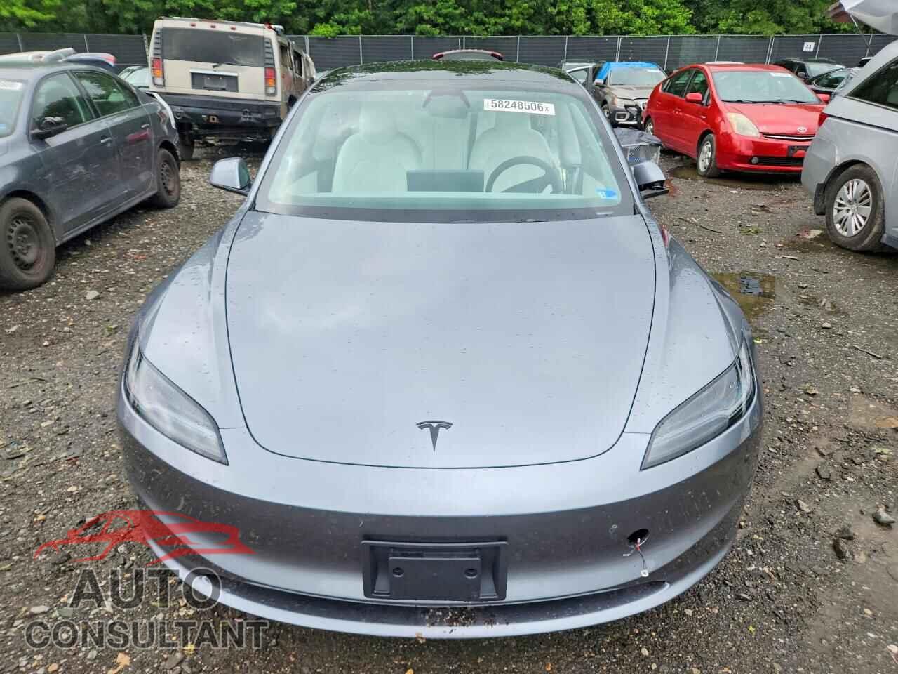 TESLA MODEL 3 2026 - 5YJ3E1EB3TF177775