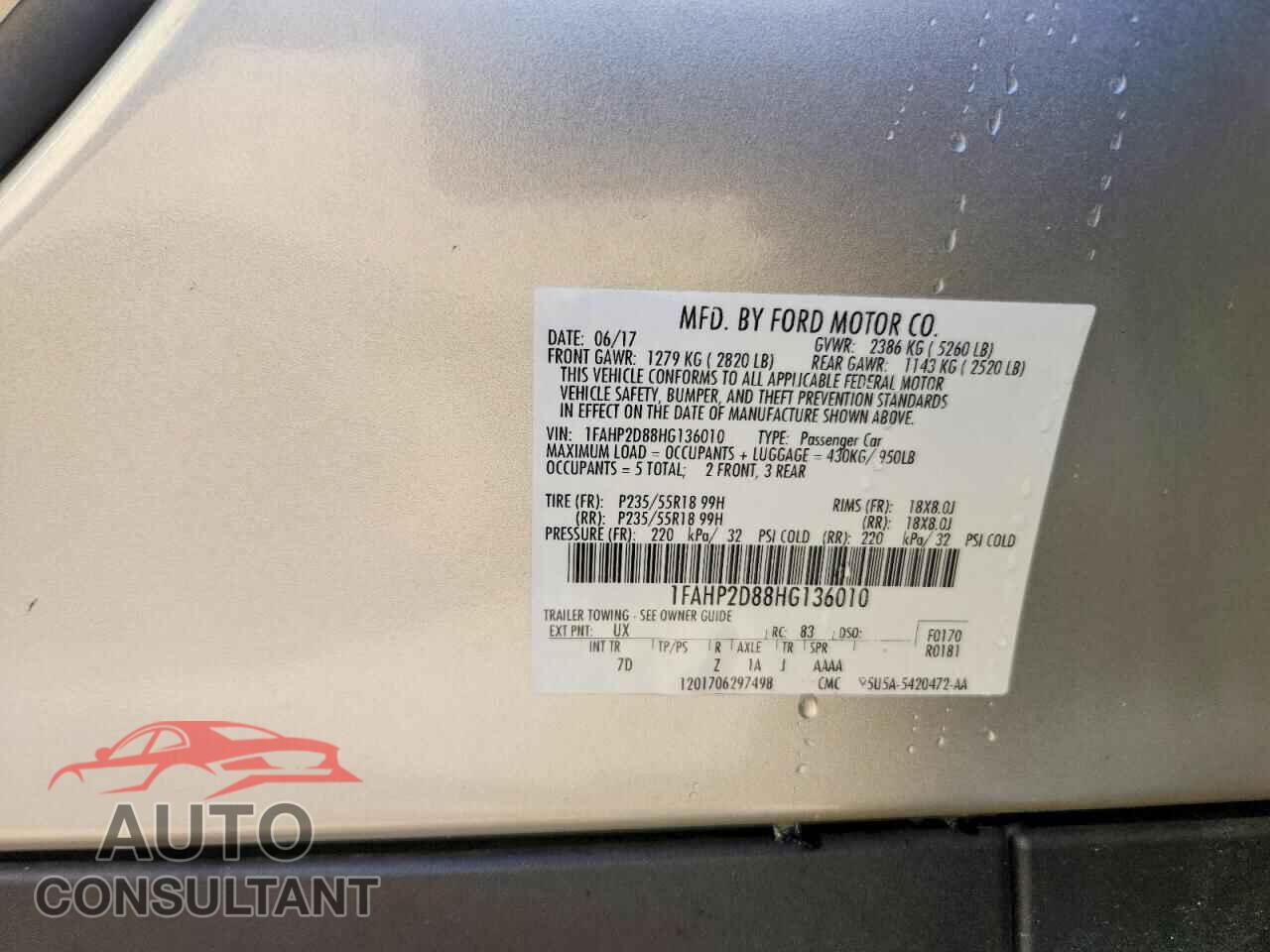 FORD TAURUS 2017 - 1FAHP2D88HG136010