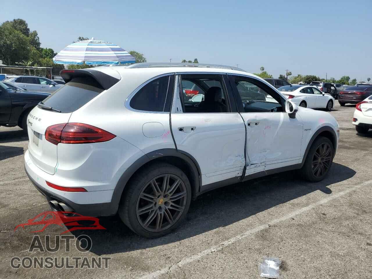 PORSCHE CAYENNE 2015 - WP1AE2A24FLA50942