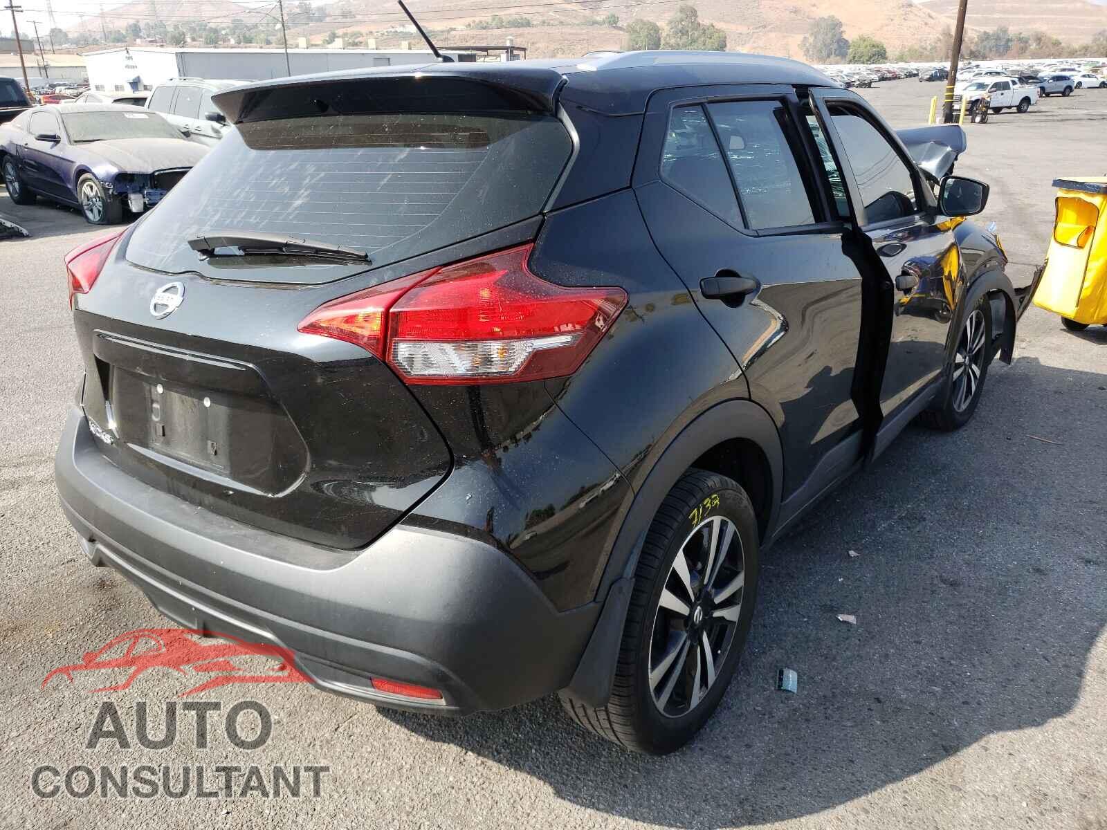 NISSAN KICKS 2019 - 3N1CP5CU3KL492360