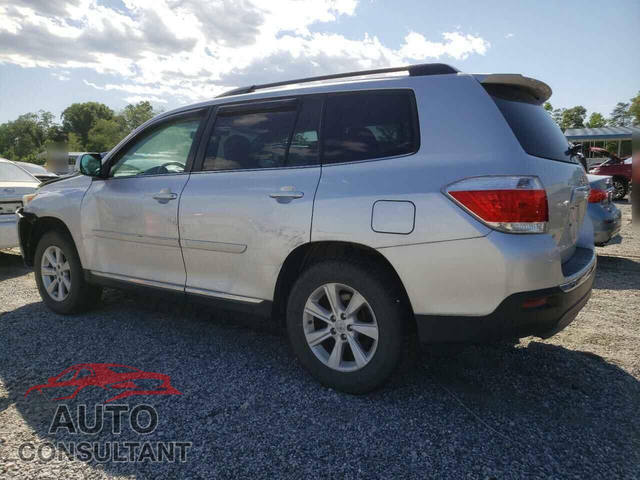 TOYOTA HIGHLANDER 2011 - 5TDBK3EH3BS068425