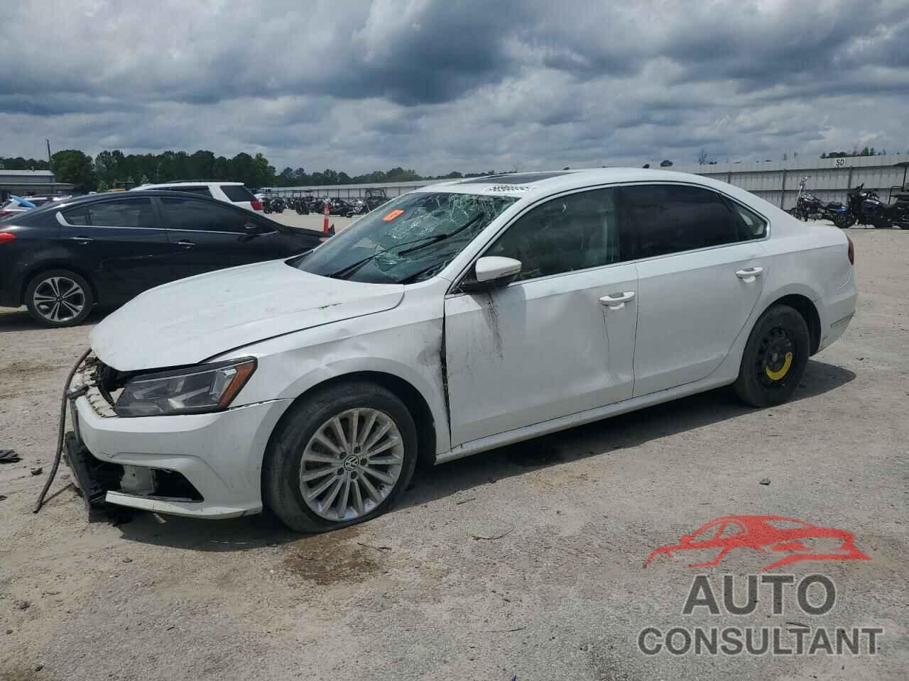 VOLKSWAGEN PASSAT 2018 - 1VWBA7A35JC013377
