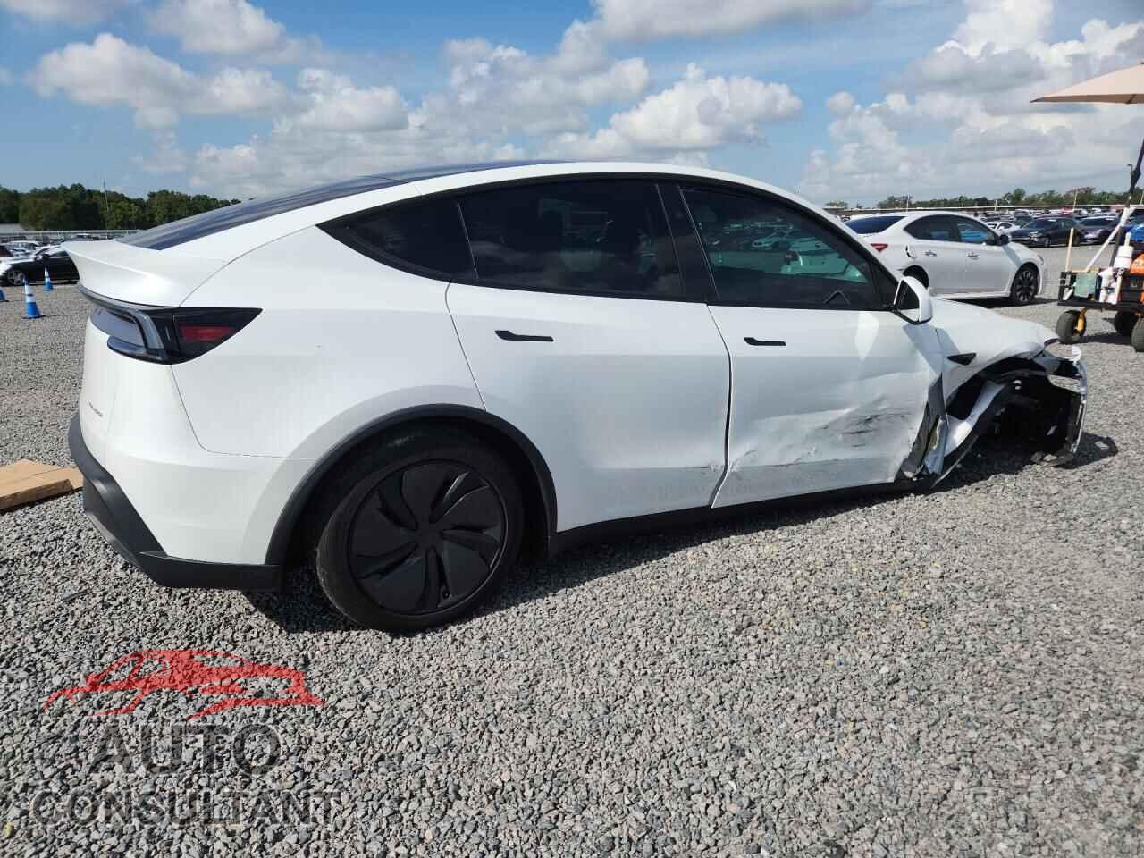 TESLA MODEL Y 2026 - 7SAYGDEE1TF446743