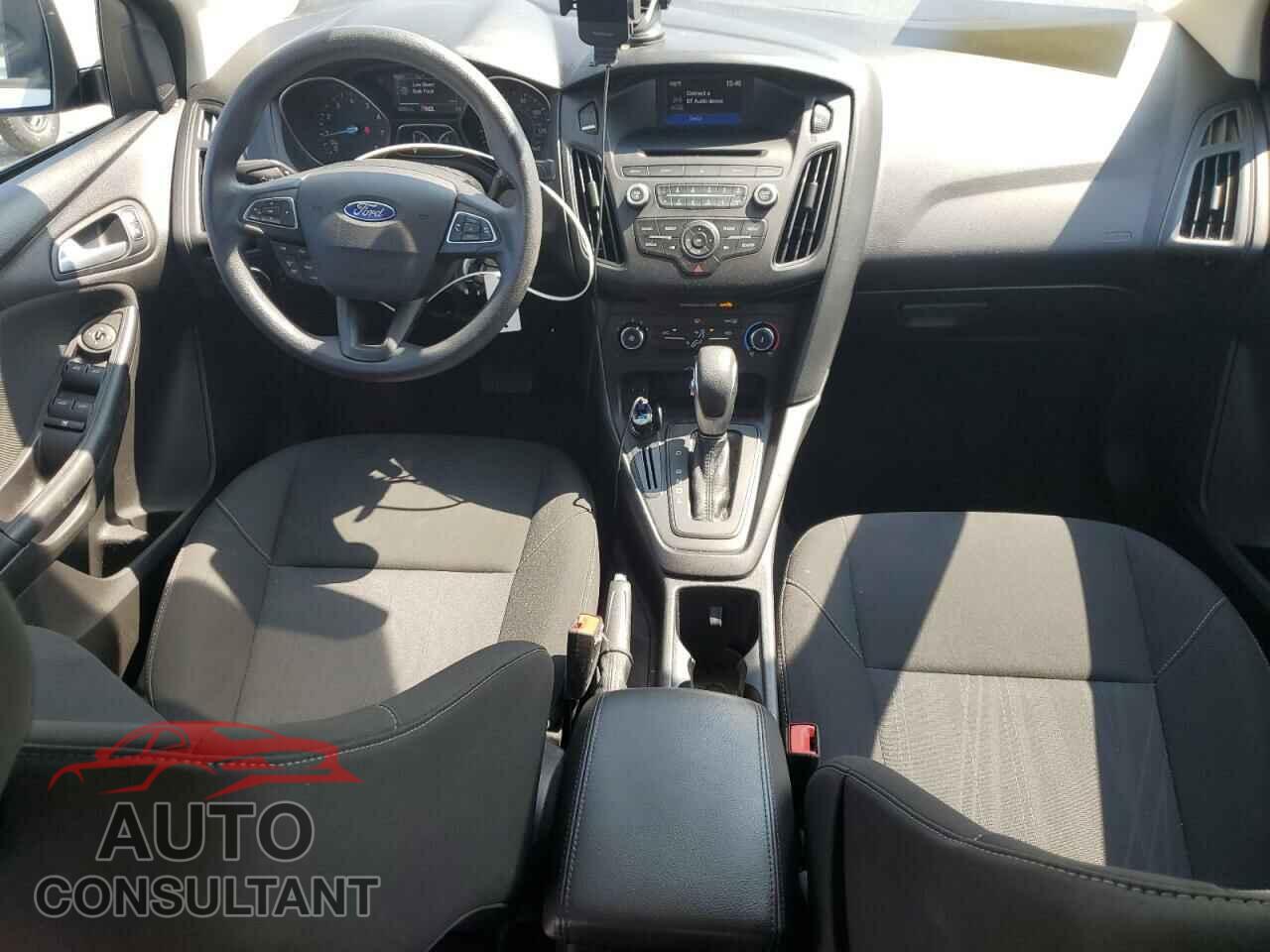 FORD FOCUS 2017 - 1FADP3F26HL309415