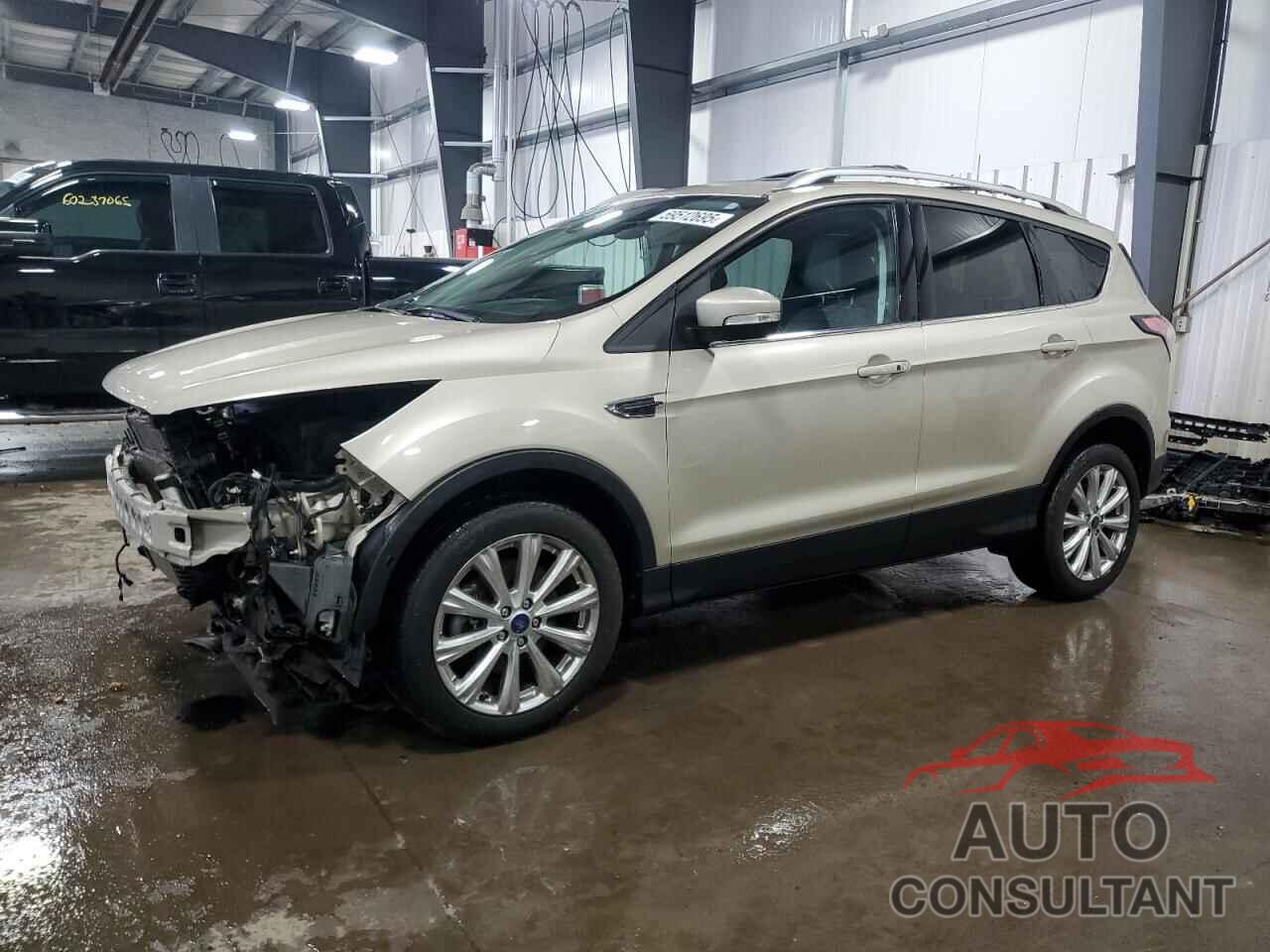 FORD ESCAPE 2017 - 1FMCU9J90HUA92620