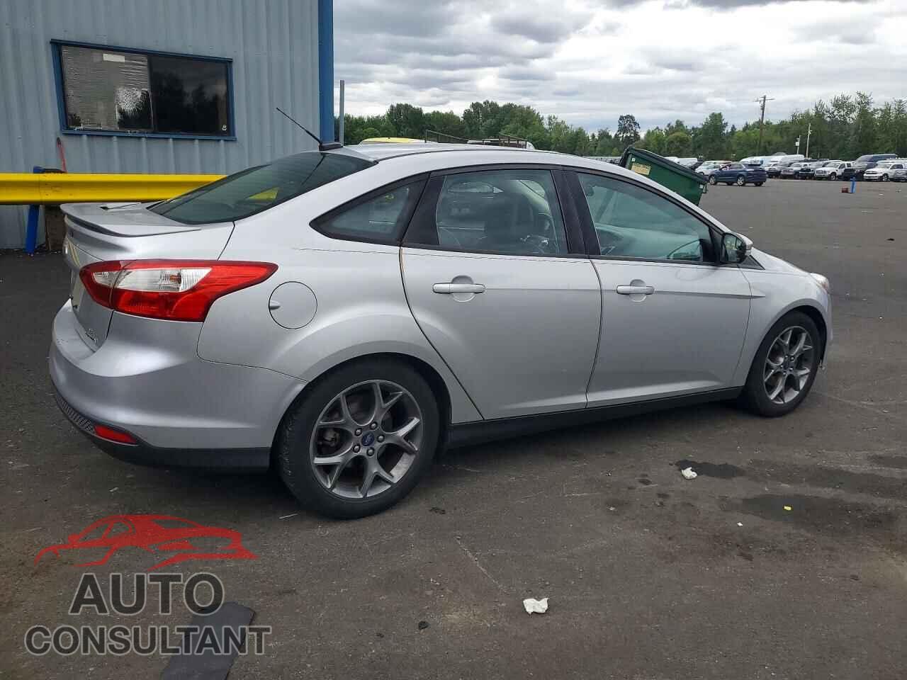 FORD FOCUS 2013 - 1FADP3F25DL196454