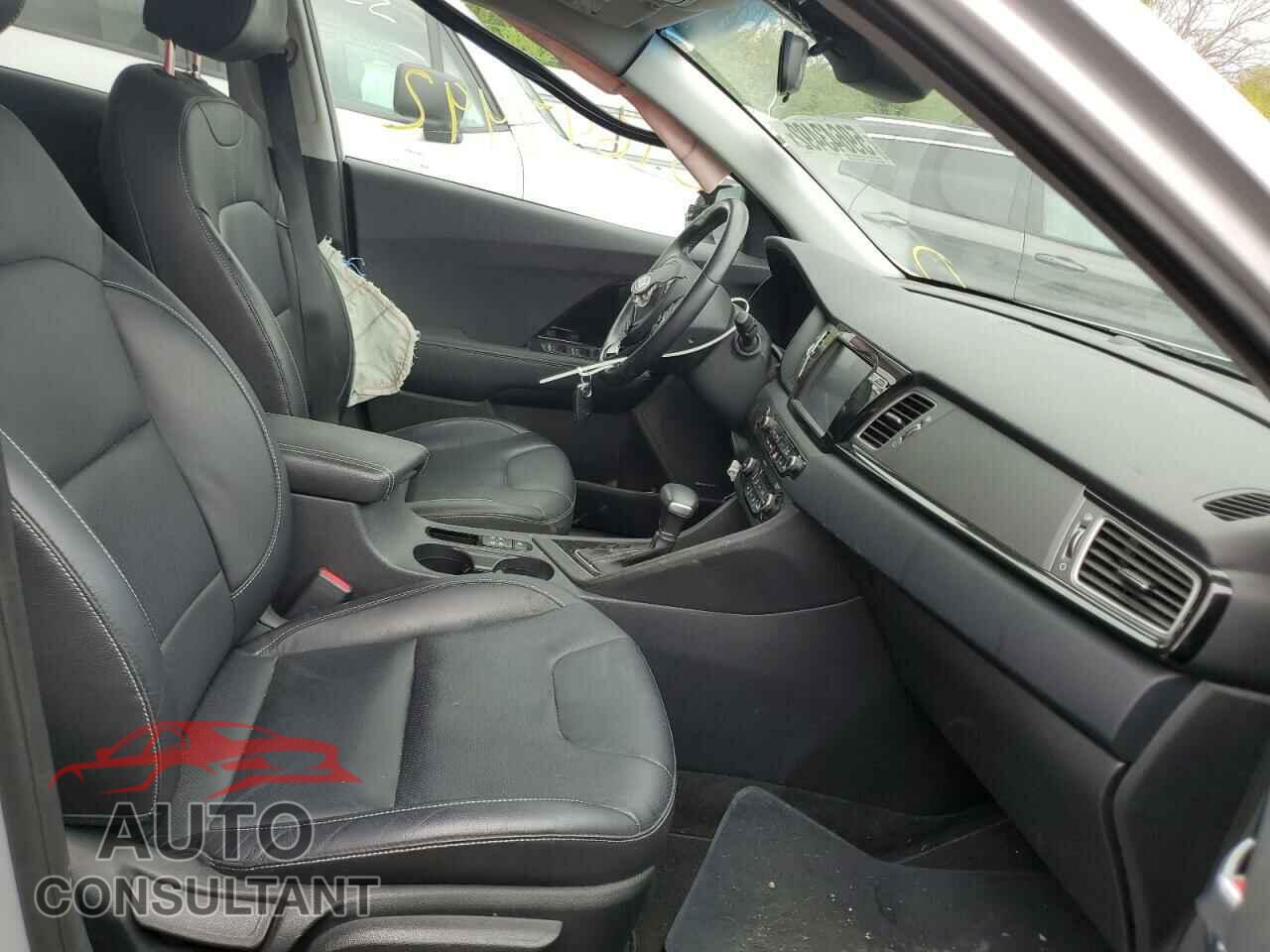 KIA NIRO 2017 - KNDCE3LC3H5048483